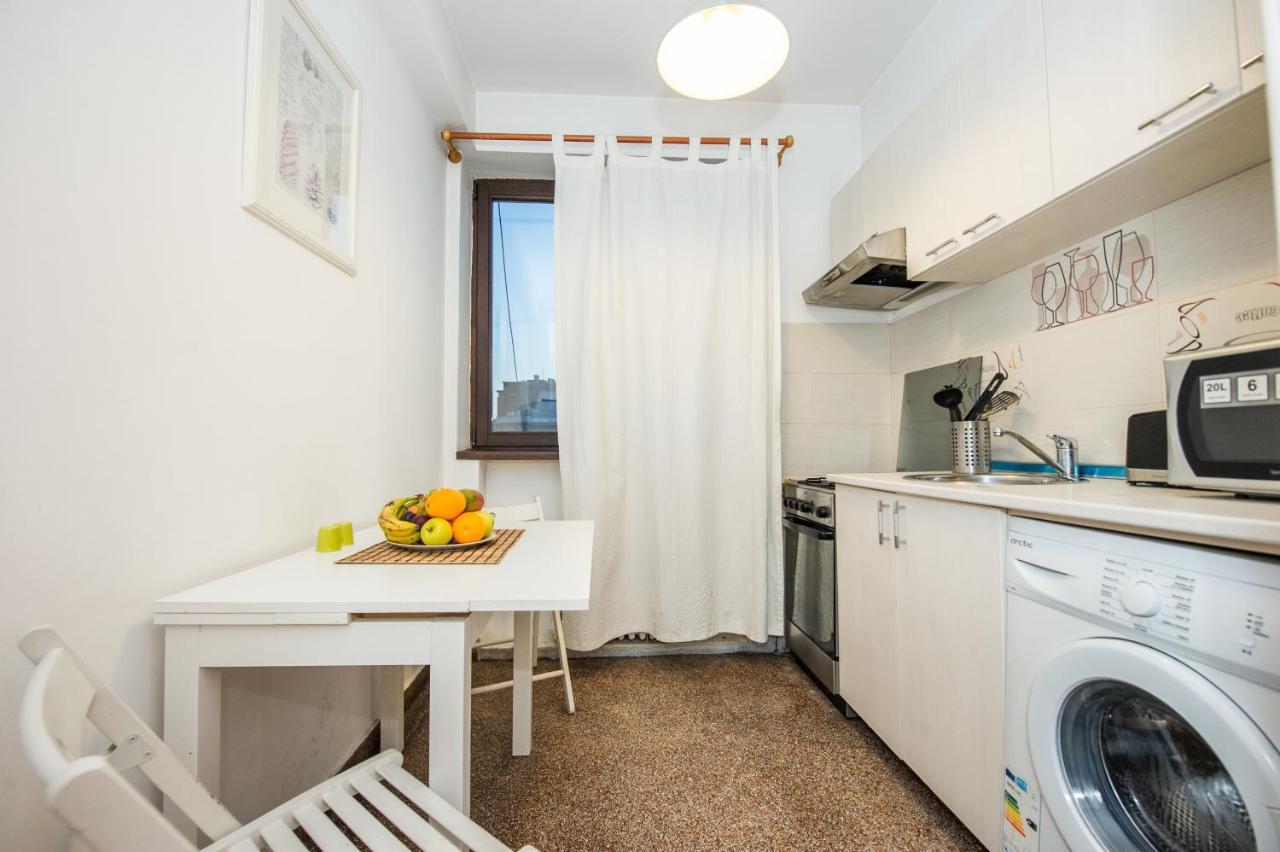 Appartement Universitate 1 à Bucarest Extérieur photo